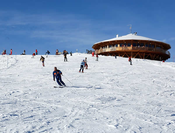 SKILAUF UND SNOWBOARD IM VALSUGANA: SKILAUF IM SKIGEBIET PANAROTTA