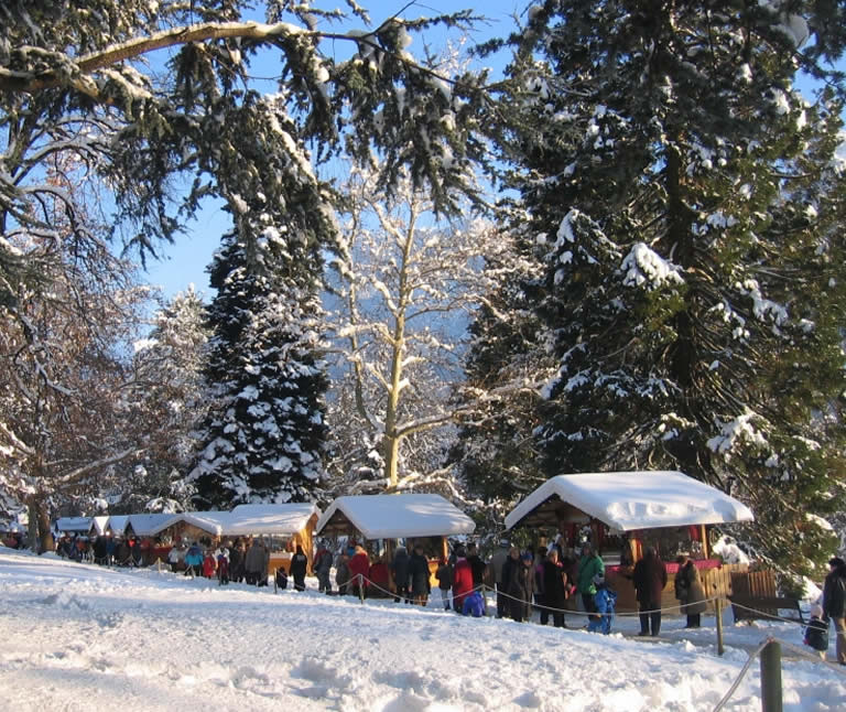 mercatini di natale Levico hotel 3 stelle valsugana in trentino epifania befana